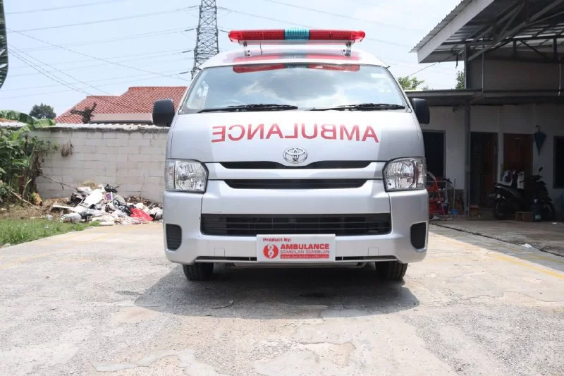 karoseri mobil ambulance toyota hiace